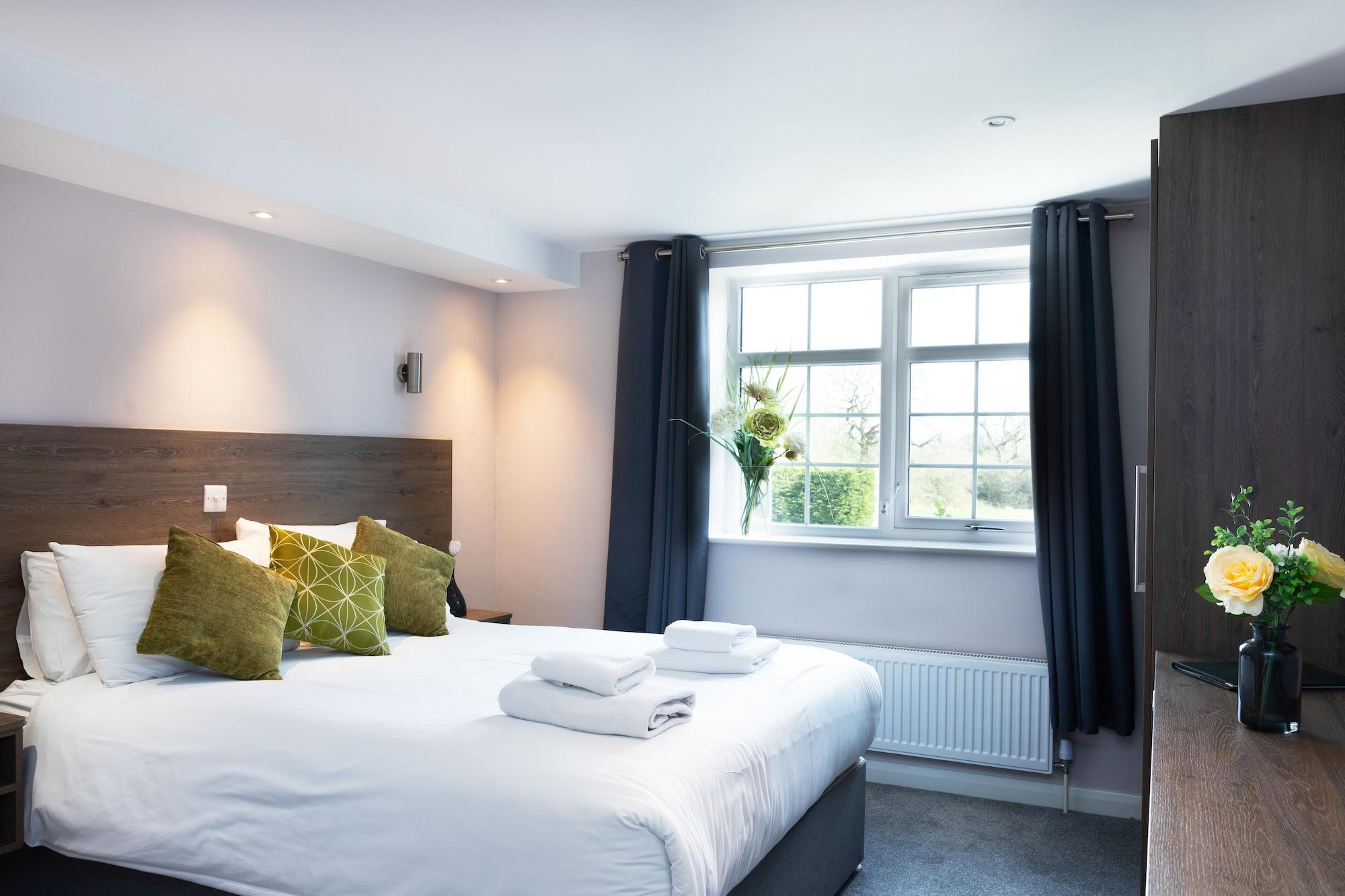 Hotel The Limes Country & Admiral Restaurant Solihull